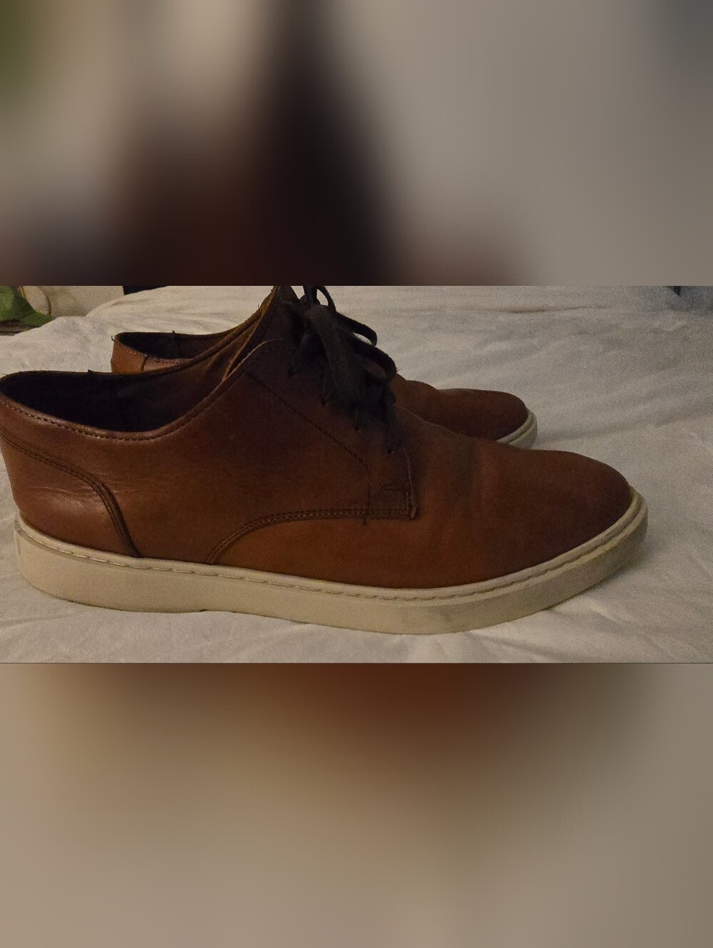 Allen Edmonds Courtside Men's Cognac Leather Casual Lace-Up Shoes
